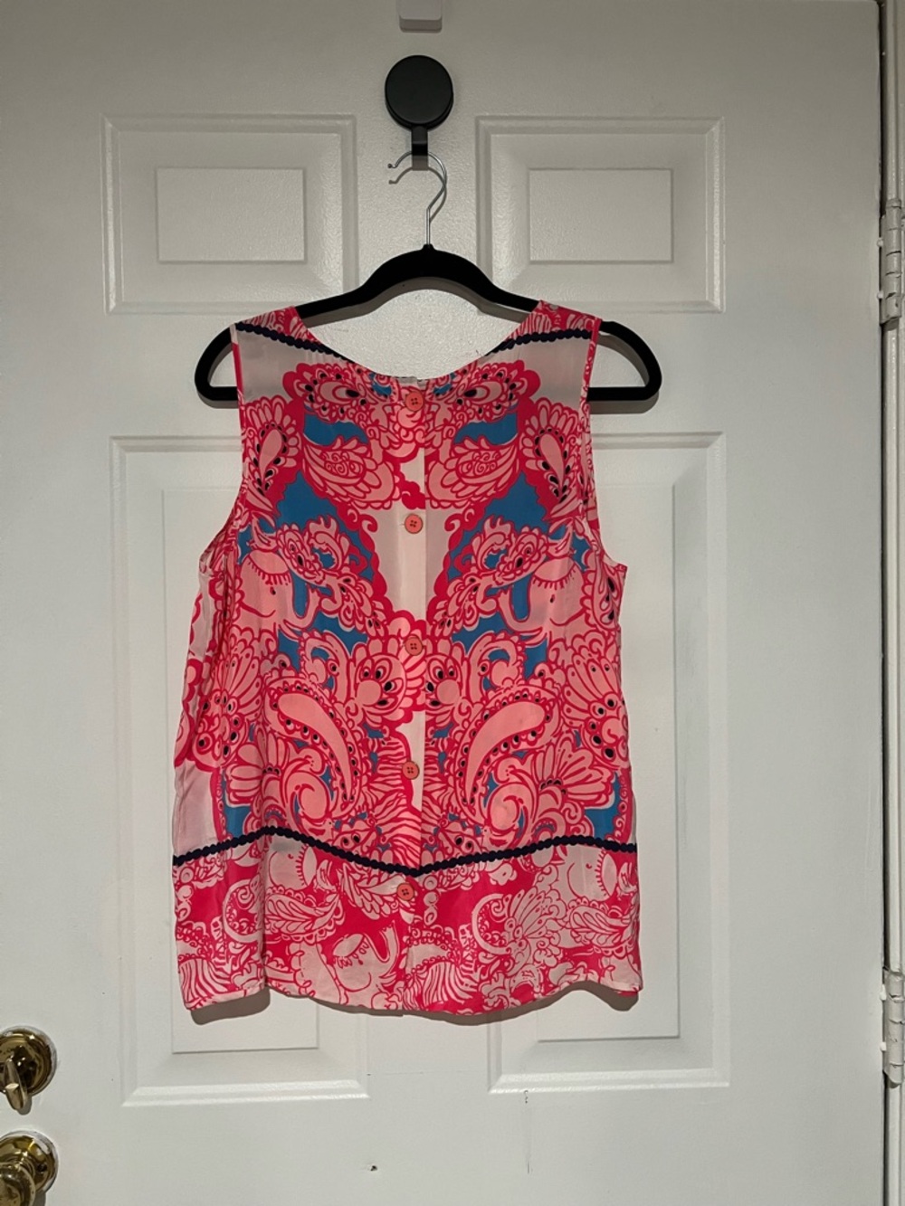 Lilly Pulitzer 100 % Silk Sleeveless tank top Camisole